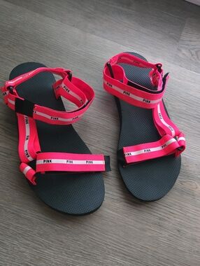 PINK Victoria's Secret FESTIVAL Sandals